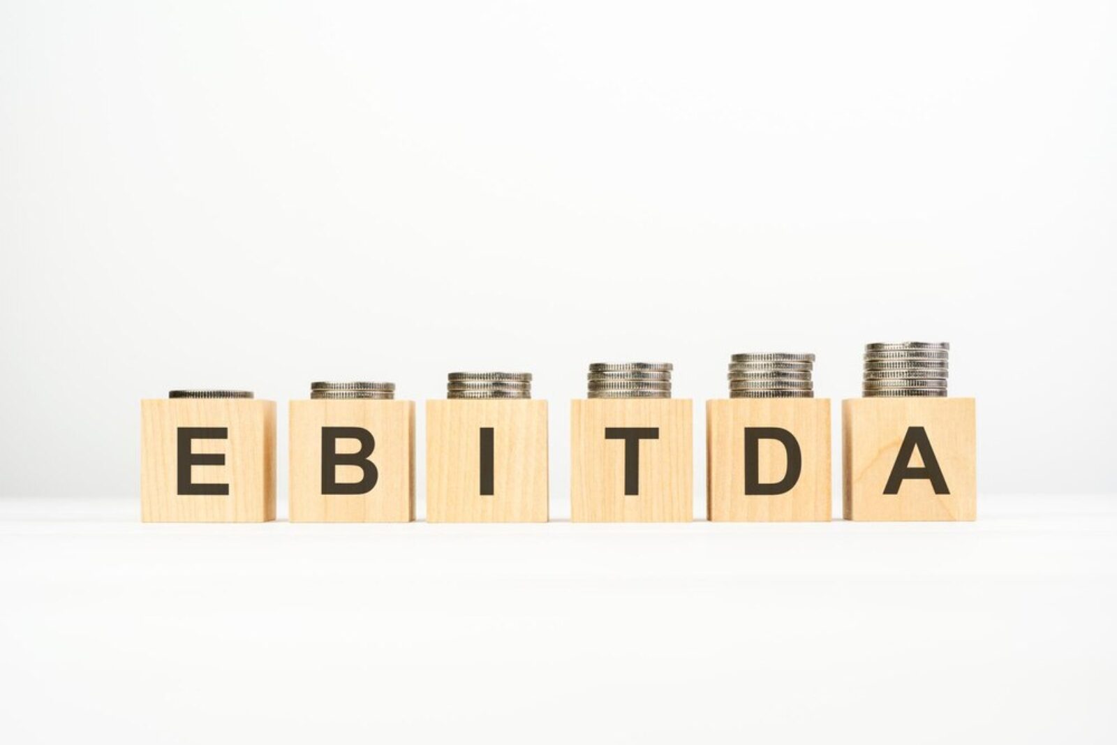 Ilustración del artículo: Cuenta de pérdidas y ganancias para ecommerce: la guía sin humo (y con